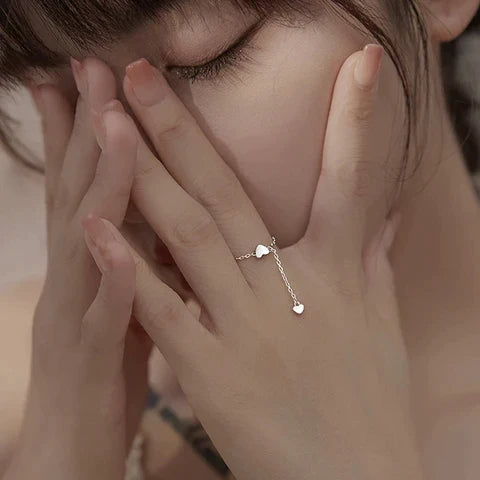 Adjustable Heart Tassel Ring – Whimsical & Romantic