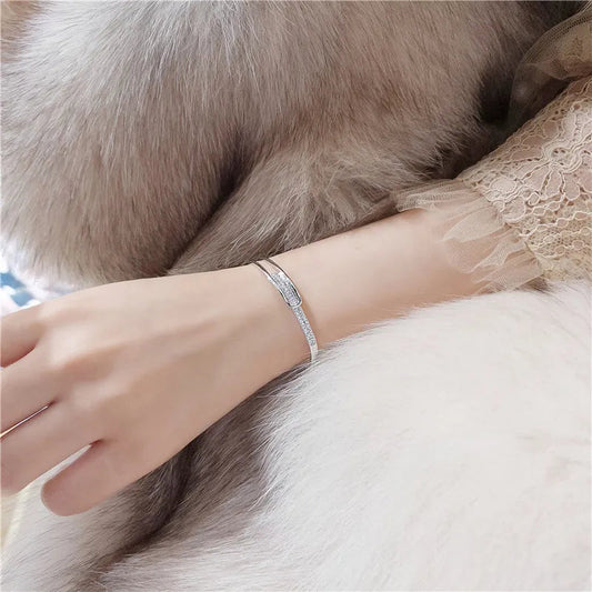 Zirconia Open Cuff – 925 Silver Elegance