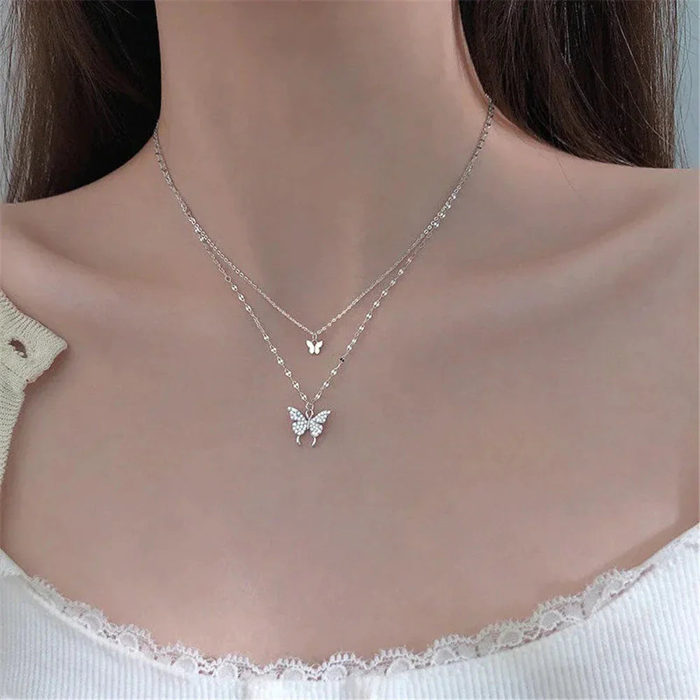 Elegant Silver Necklace Set Featuring a Dazzling Butterfly Design
