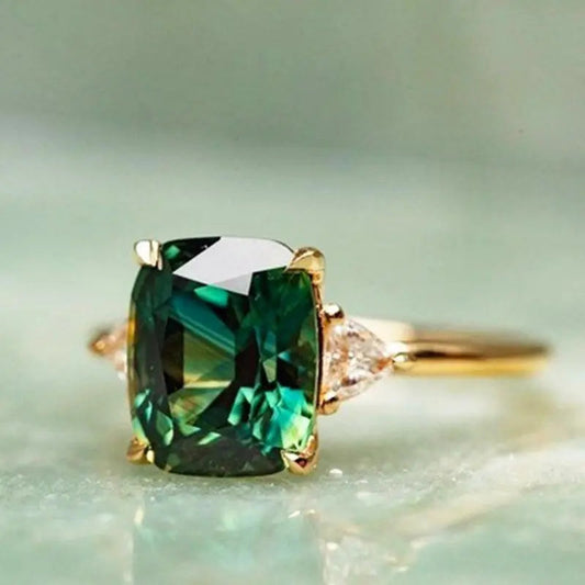 Aisyah Square Emerald Ring