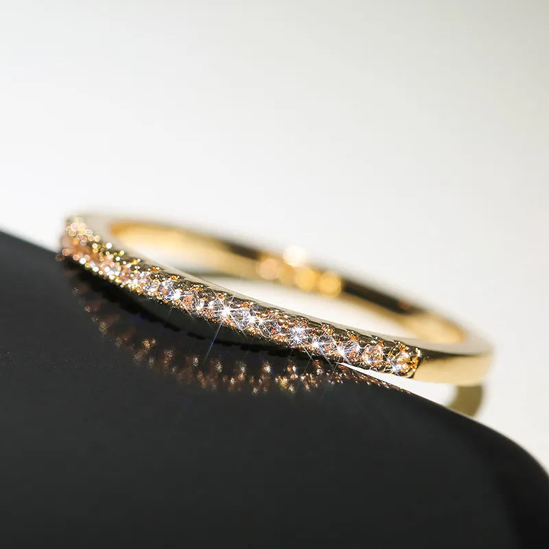 Enduring Elegance – Minimalist Ring with Lasting Significance