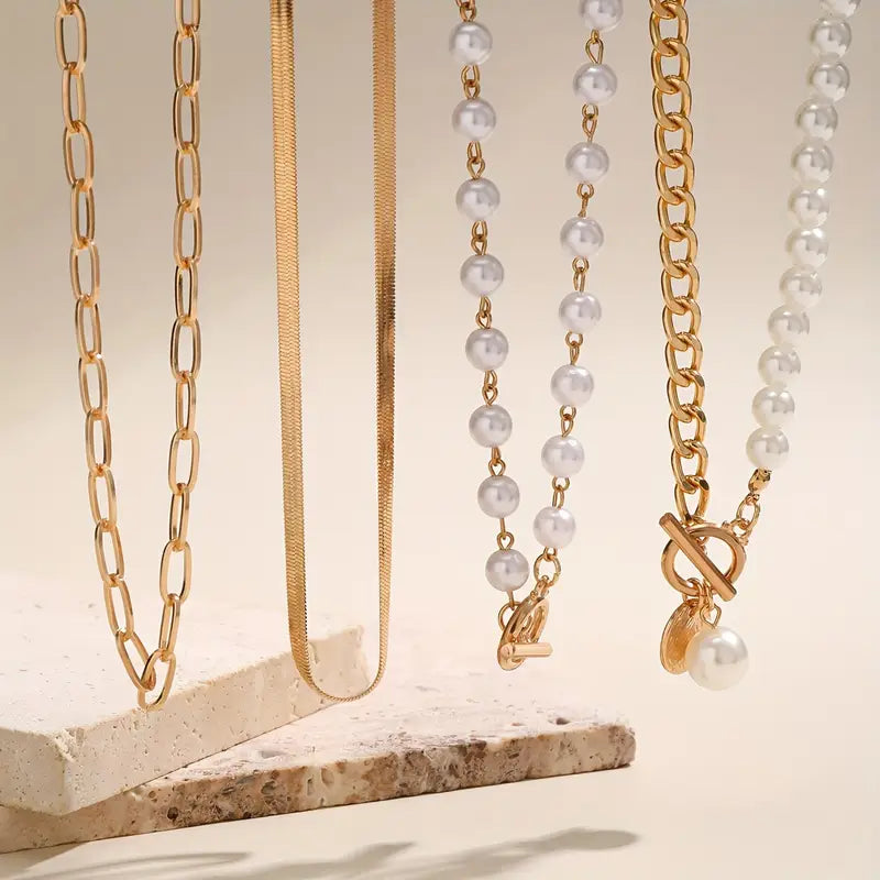 Gold Vintage Necklace with Pearl and Snake Chain