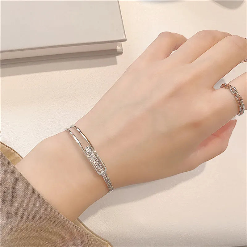 Zirconia Open Cuff – 925 Silver Elegance