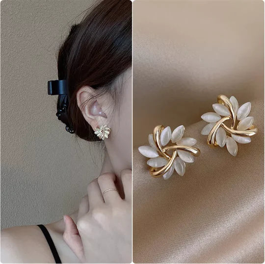 Tori™ – Curved Stone Flower Earrings