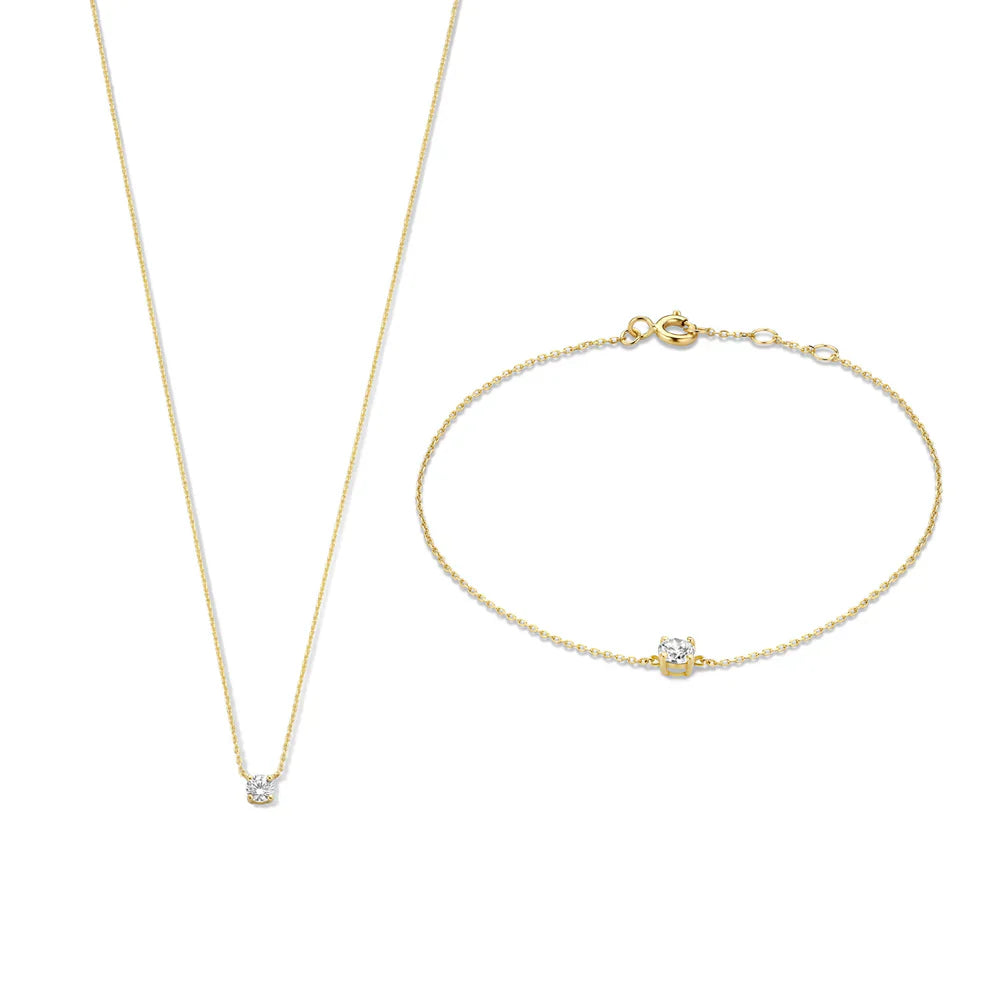 Gold Moissanite Stone Set Clea