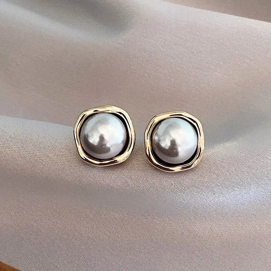 Chic Black Pearl Drop Earrings