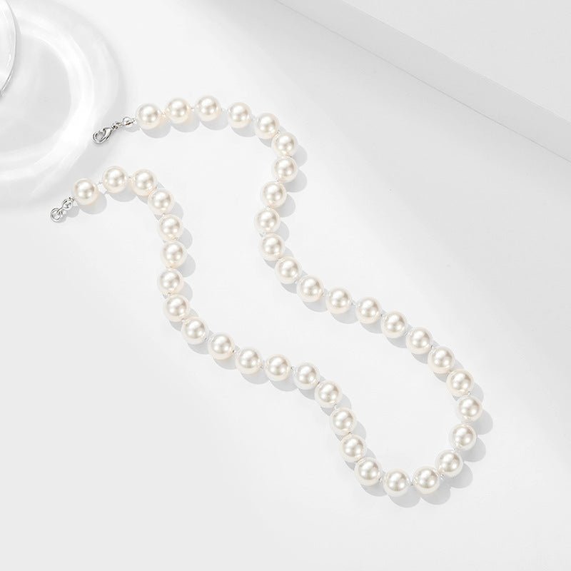 Women’s Pearl Necklace